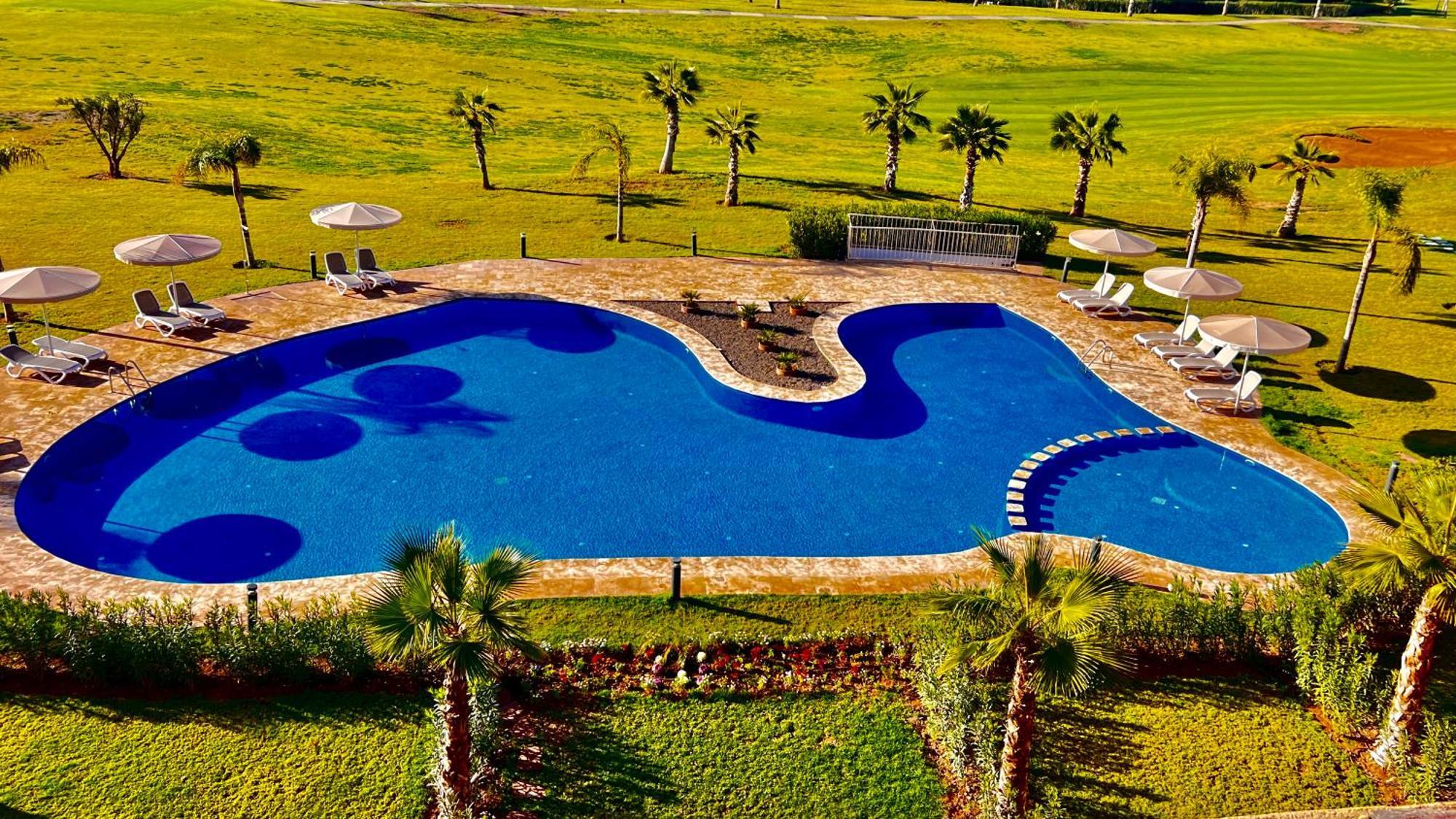 Appartement De Luxe Avec Jardin Vue Sur La Piscine Golf Securise 24H Sur 24 A 5 Minutes De L Aeroport Marrakesh Luaran gambar